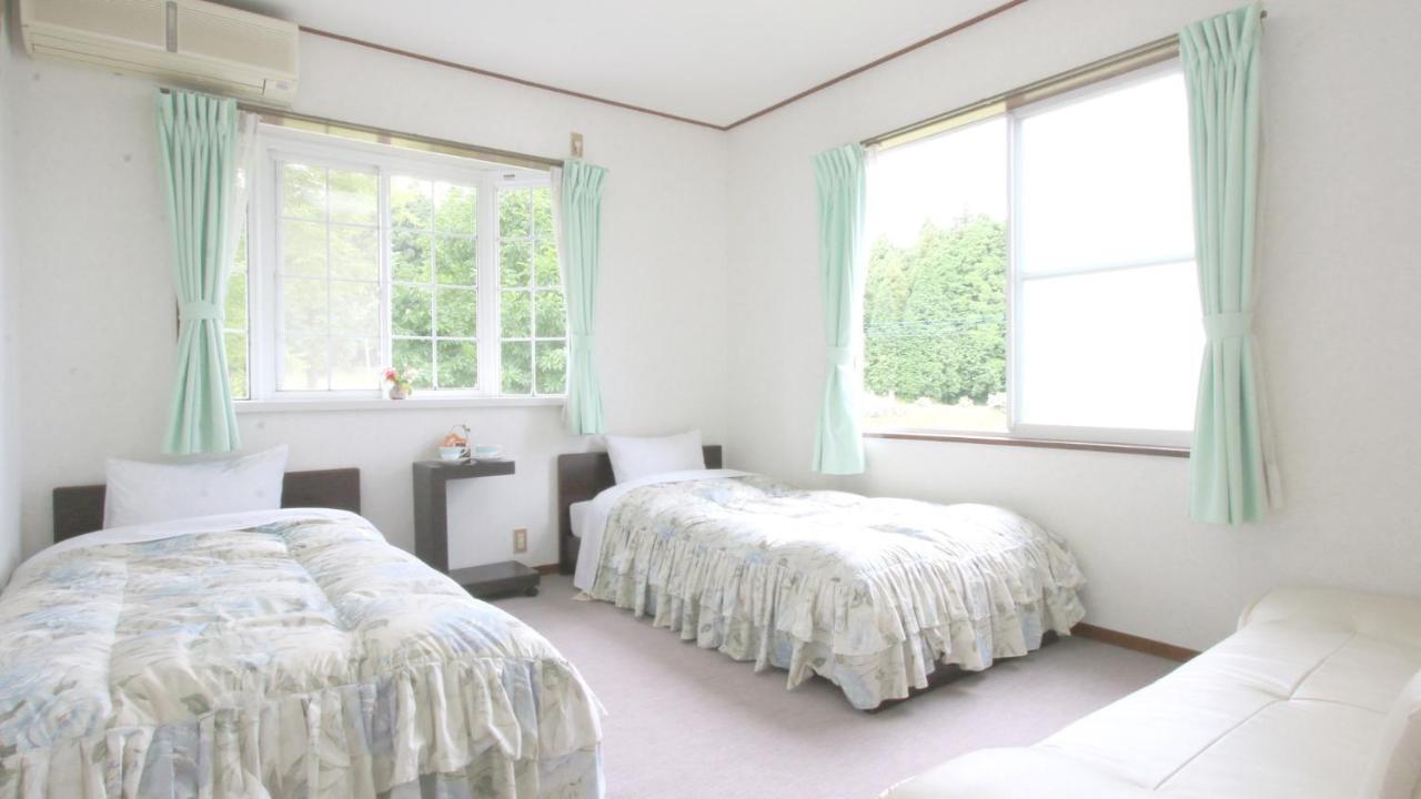Bed and Breakfast Bellbird à Aso Extérieur photo